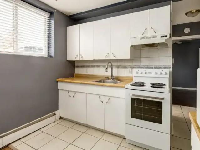 Apartment 1 Bedroom For Rent Edmonton AB 1075 ES103878975
