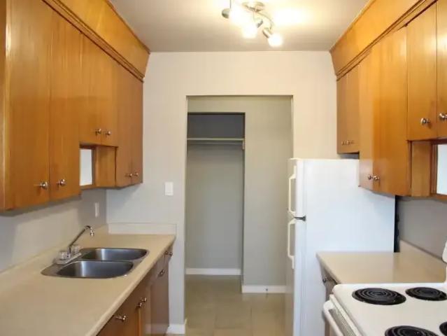 Apartment 1 Bedroom For Rent Edmonton AB 1149 ES103739287
