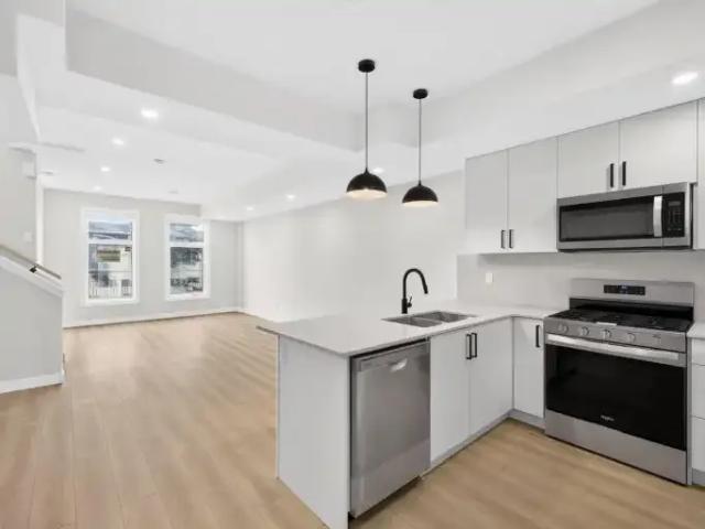 Apartment 1 Bedroom For Rent Edmonton AB 1149 ES105135548