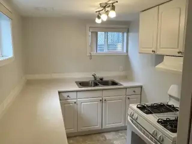 Apartment 1 Bedroom For Rent Edmonton AB 1200 ES104434226