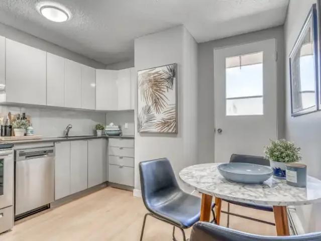 Apartment 1 Bedroom For Rent Edmonton AB 1205 ES105309176