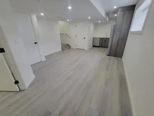 Apartment 1 Bedroom For Rent Edmonton AB 900 ES105755736