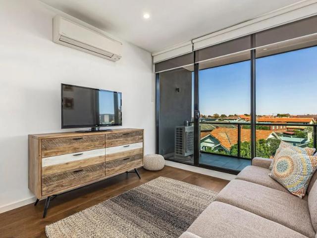 Apartment 1 Bedroom For Rent Essendon VIC ES105121345