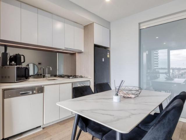 Apartment 1 Bedroom For Rent Footscray VIC 360000 ES105819948