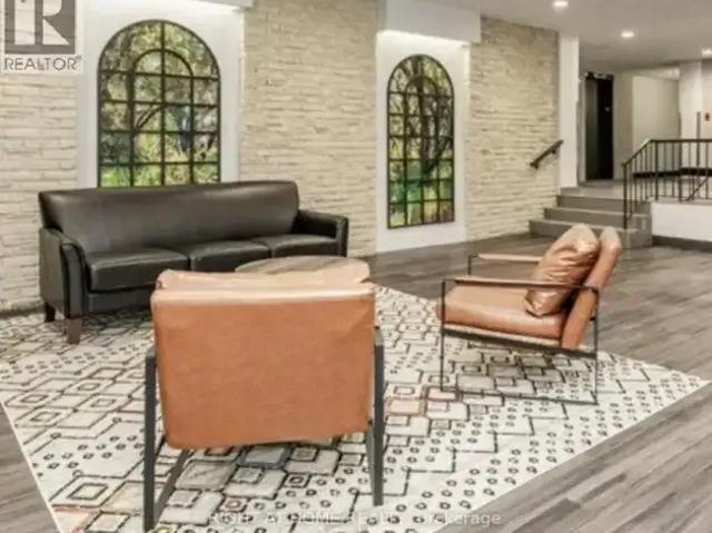 Apartment 1 Bedroom For Rent Guelph ON 2200 ES105486669