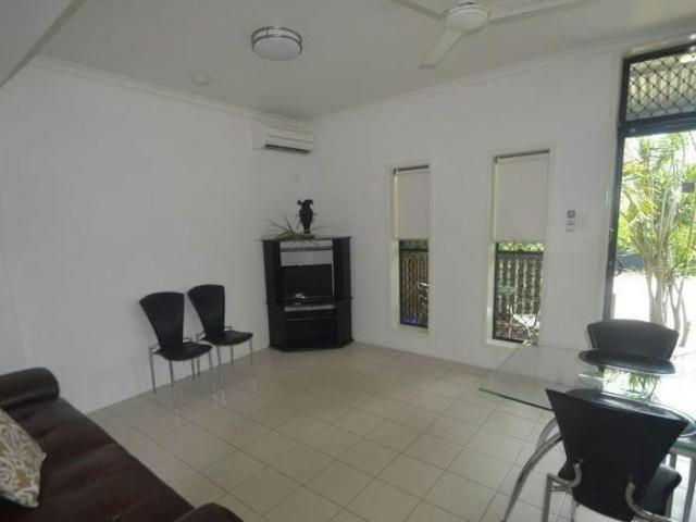 Apartment 1 Bedroom For Rent Gladstone Central QLD 290 ES105943012