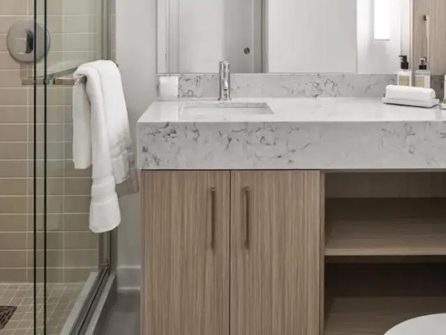 Apartment 1 Bedroom For Rent Gloucester ON 2075 ES105247901