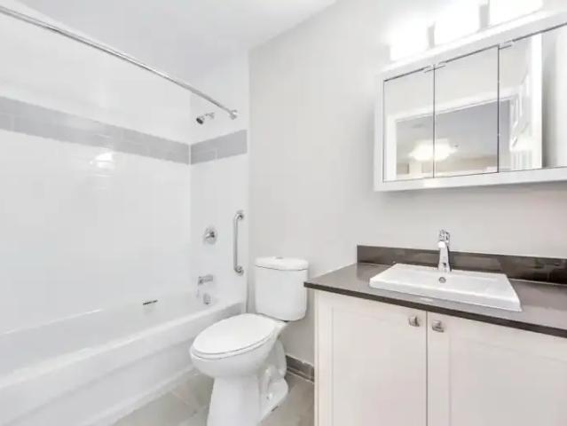 Apartment 1 Bedroom For Rent Hamilton ON 1600 ES103611066