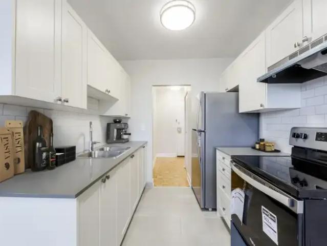 Apartment 1 Bedroom For Rent Hamilton ON 1675 ES103739379