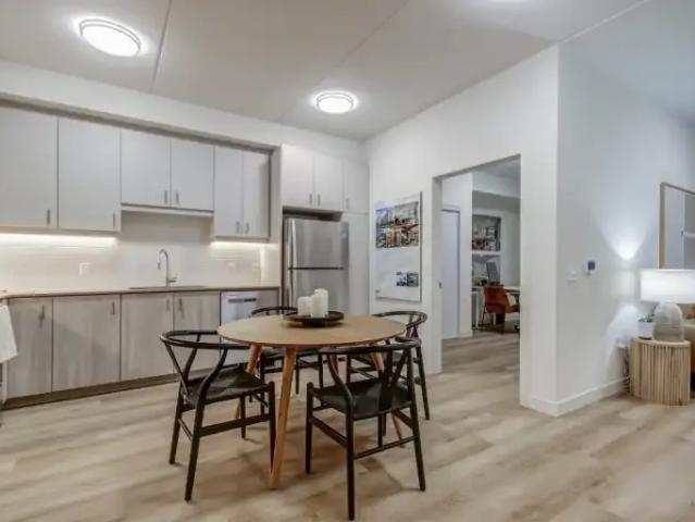 Apartment 1 Bedroom For Rent Hamilton ON 1920 ES105135105