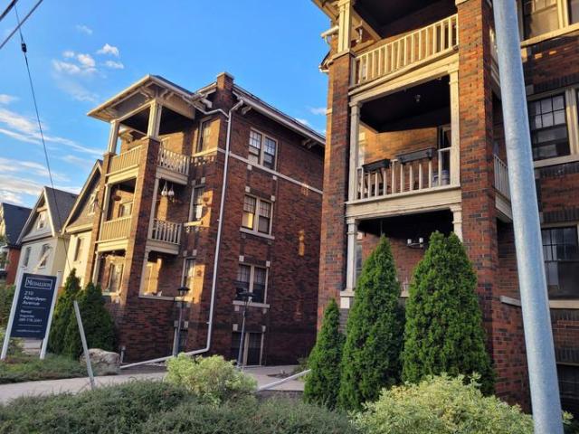 Apartment 1 Bedroom For Rent Hamilton ON 1350 ELS96248107