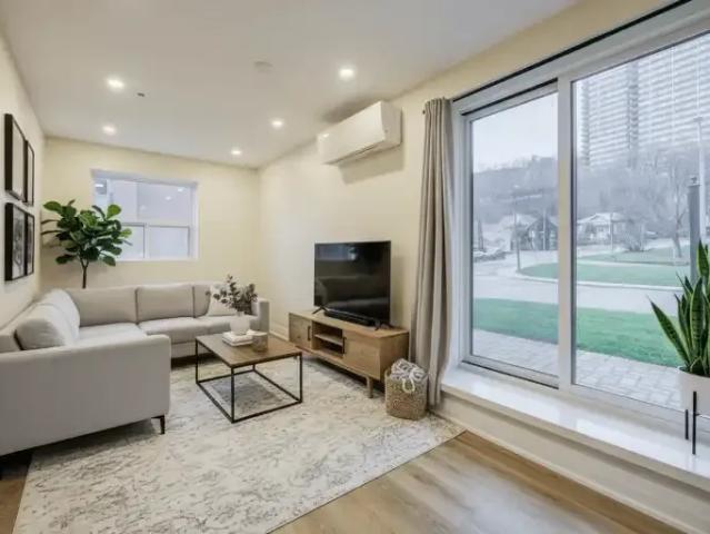 Apartment 1 Bedroom For Rent Hamilton ON 1395 ES105308884