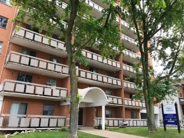 Apartment 1 Bedroom For Rent Hamilton ON 1399 ES103568979