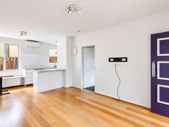 Apartment 1 Bedroom For Rent Hawthorn VIC 525 ES105811226