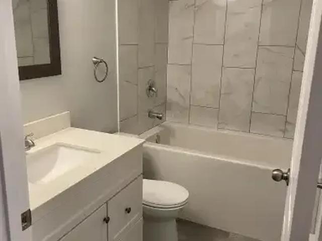 Apartment 1 Bedroom For Rent High River AB 1250 ES105704161