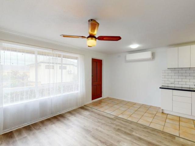 Apartment 1 Bedroom For Rent Kingsville VIC ELS103772814