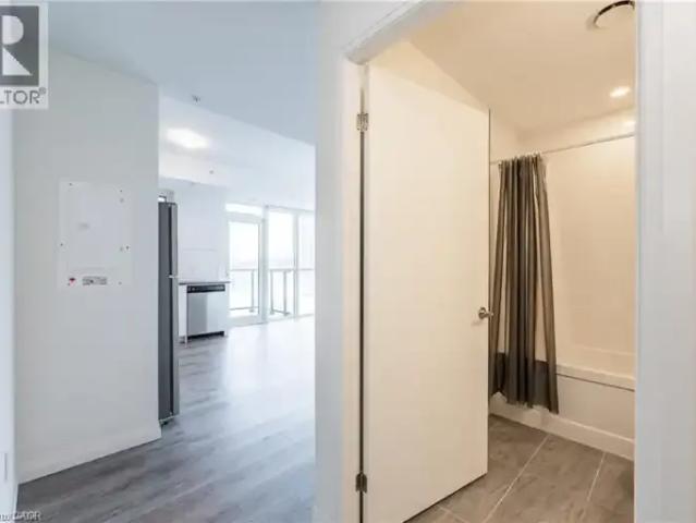 Apartment 1 Bedroom For Rent Kitchener ON 1700 ES104876908