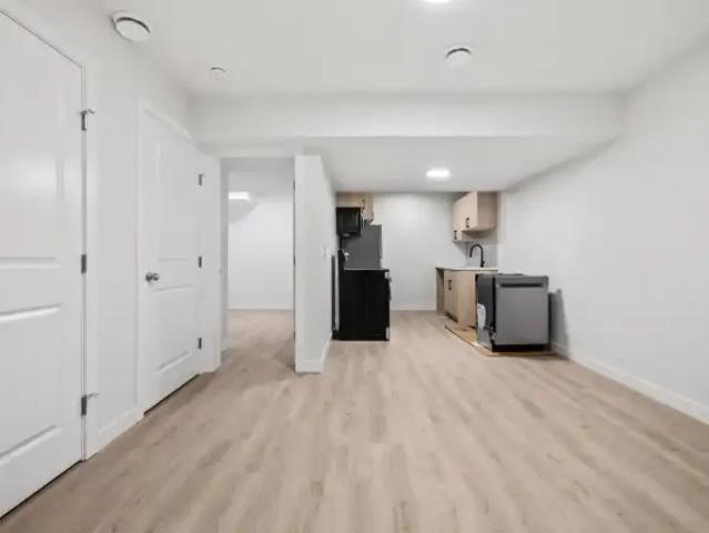 Apartment 1 Bedroom For Rent Leduc AB 985 ES103215782