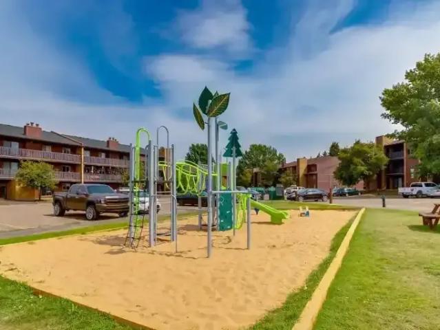 Apartment 1 Bedroom For Rent Lloydminster AB 1075 ES103011014
