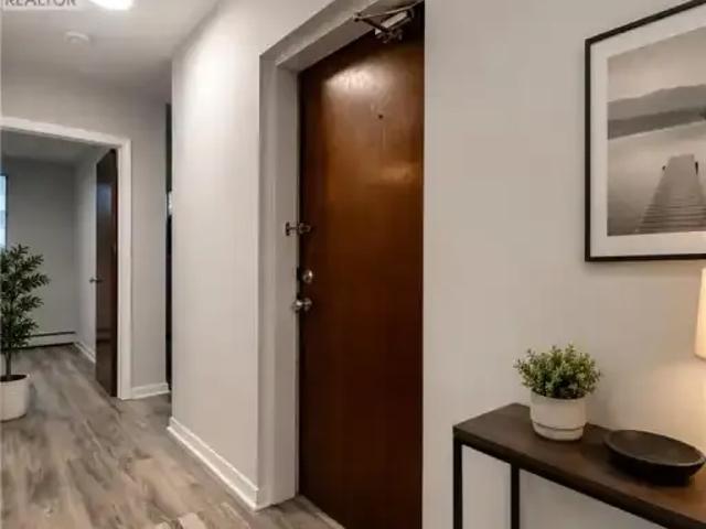 Apartment 1 Bedroom For Rent London ON 1350 ES105334140