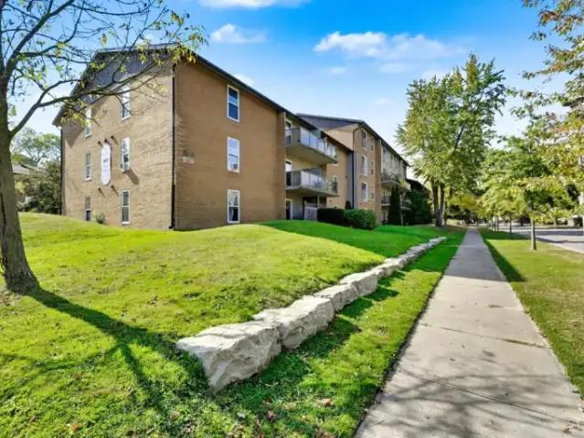 Apartment 1 Bedroom For Rent London ON 1475 ES104863109