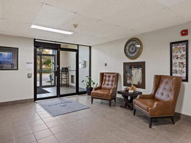 Apartment 1 Bedroom For Rent Peterborough ON 1770 ES102580817