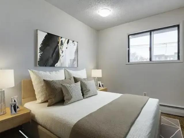Apartment 1 Bedroom For Rent Regina SK 1090 ES103011320