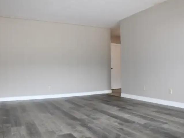 Apartment 1 Bedroom For Rent Regina SK 1152 ES105466421