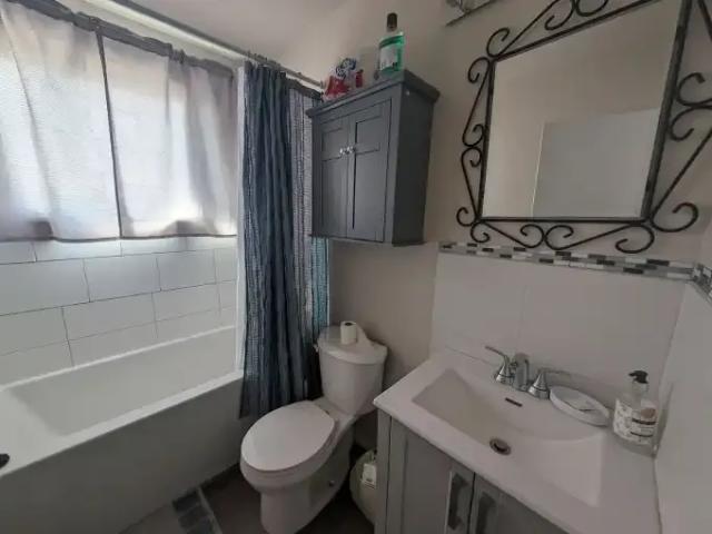 Apartment 1 Bedroom For Rent Red Deer AB 800 ES105167395