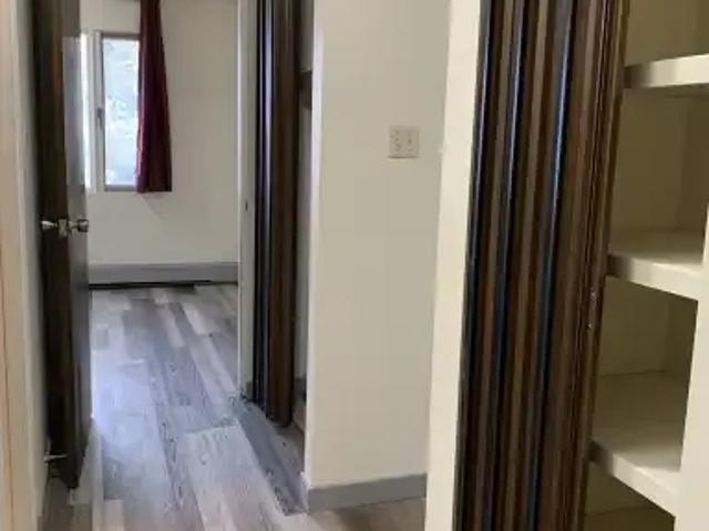 Apartment 1 Bedroom For Rent Red Deer AB 950 ES105623601