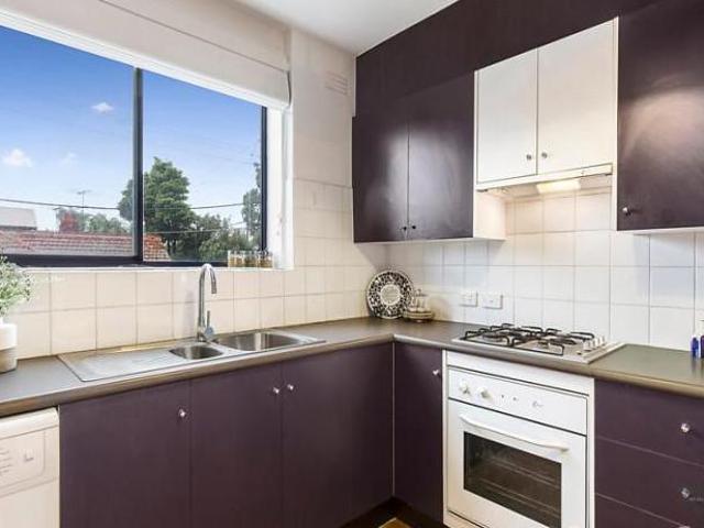 Apartment 1 Bedroom For Rent St Kilda East VIC 440 ELS102408327