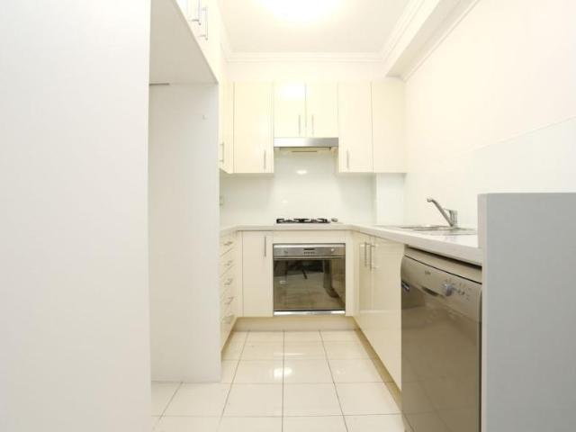 Apartment 1 Bedroom For Rent St Leonards, 830 ES104897234