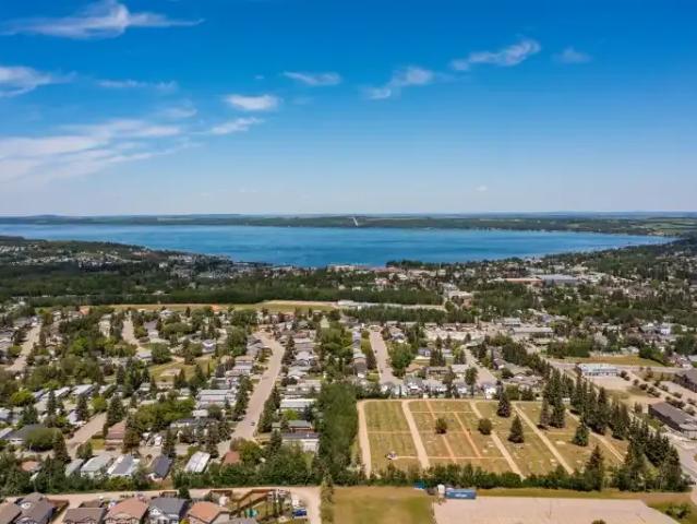 Apartment 1 Bedroom For Rent Sylvan Lake AB 1545 ES105782131