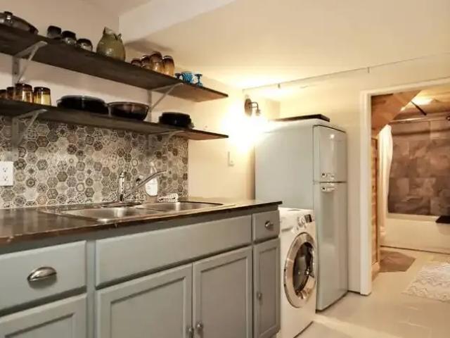 Apartment 1 Bedroom For Rent Sylvan Lake AB 1000 ES105087746