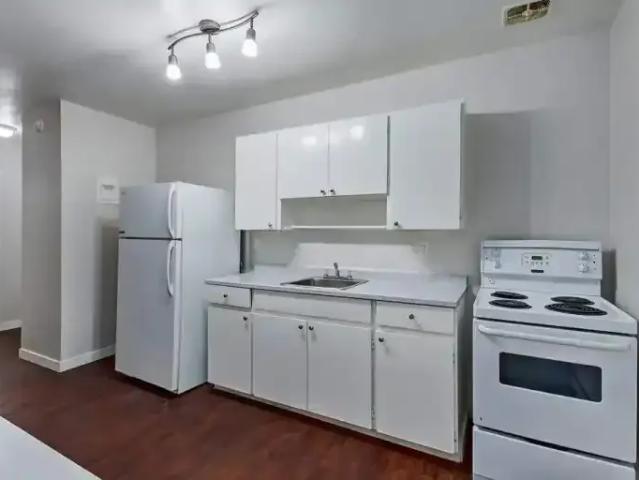 Apartment 1 Bedroom For Rent Saskatoon SK 1255 ES105110467