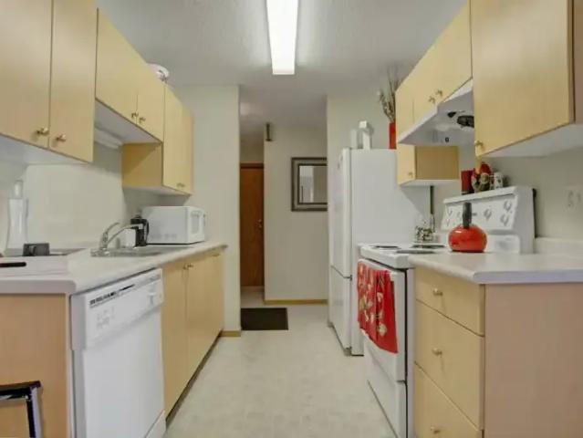 Apartment 1 Bedroom For Rent Saskatoon SK 1445 ES104875598