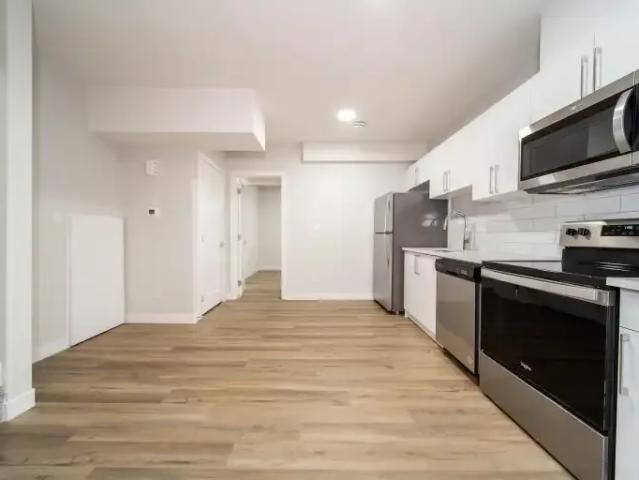 Apartment 1 Bedroom For Rent Spruce Grove AB 1150 ES103367941