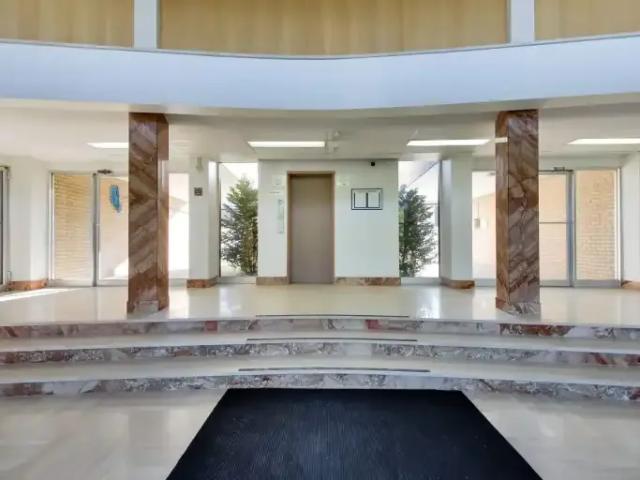 Apartment 1 Bedroom For Rent Toronto ON 2240 ES103770368