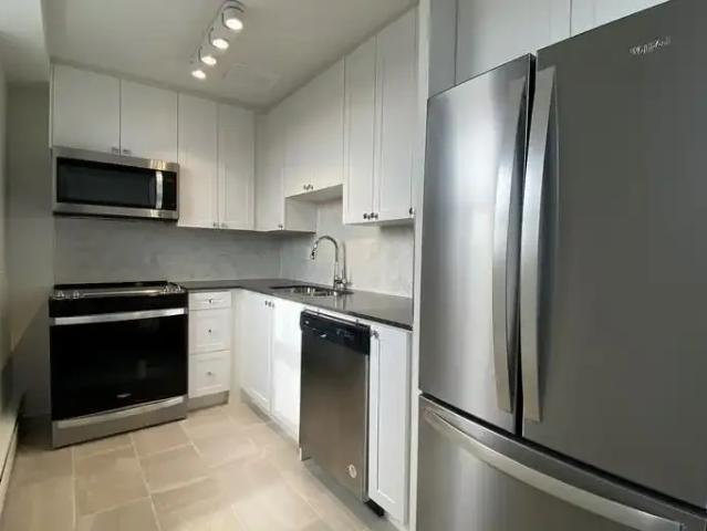 Apartment 1 Bedroom For Rent Toronto ON 2312 ES103650742