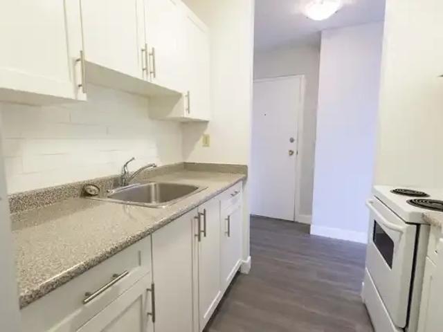 Apartment 1 Bedroom For Rent Victoria BC 1975 ELS105022684