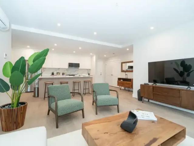 Apartment 1 Bedroom For Rent Victoria BC 2000 ELS100120693
