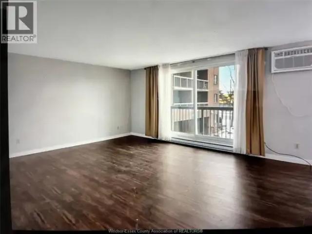 Apartment 1 Bedroom For Rent Windsor ON 1600 ES105004865