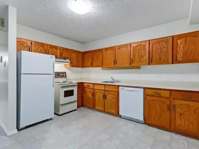 Apartment 1 Bedroom For Rent Yorkton SK 1065 ES105022326