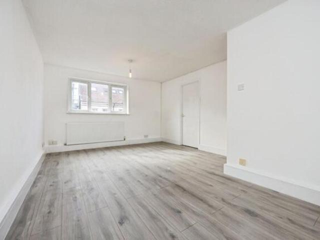 Apartment 1 Bedroom For Sale Bedford Bedford Borough 135000 ES101675129