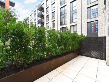 Apartment 1 Bedroom For Sale Brent Cross London 420000 ES102596411