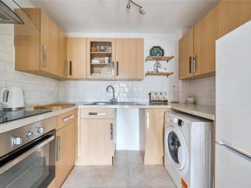 Apartment 1 Bedroom For Sale Enfield Greater London 195000 ES100685418