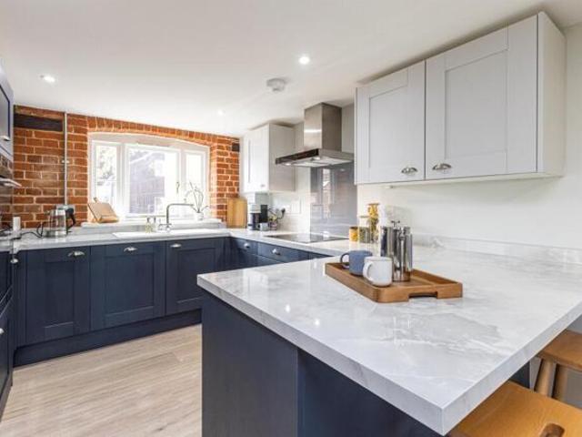 Apartment 1 Bedroom For Sale Hadleigh Hadleigh 175000 ES100881489