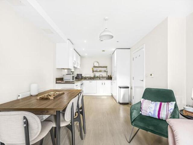 Apartment 1 Bedroom For Sale Hertfordshire Hertfordshire 325000 ES101200081
