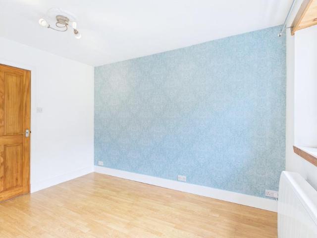 Apartment 1 Bedroom For Sale Kingussie Kingussie 110000 ES104681512