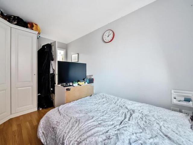 Apartment 1 Bedroom For Sale Surrey Great London 160000 ES101891889